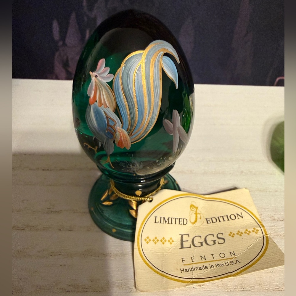 Fenton Emerald Green Egg
